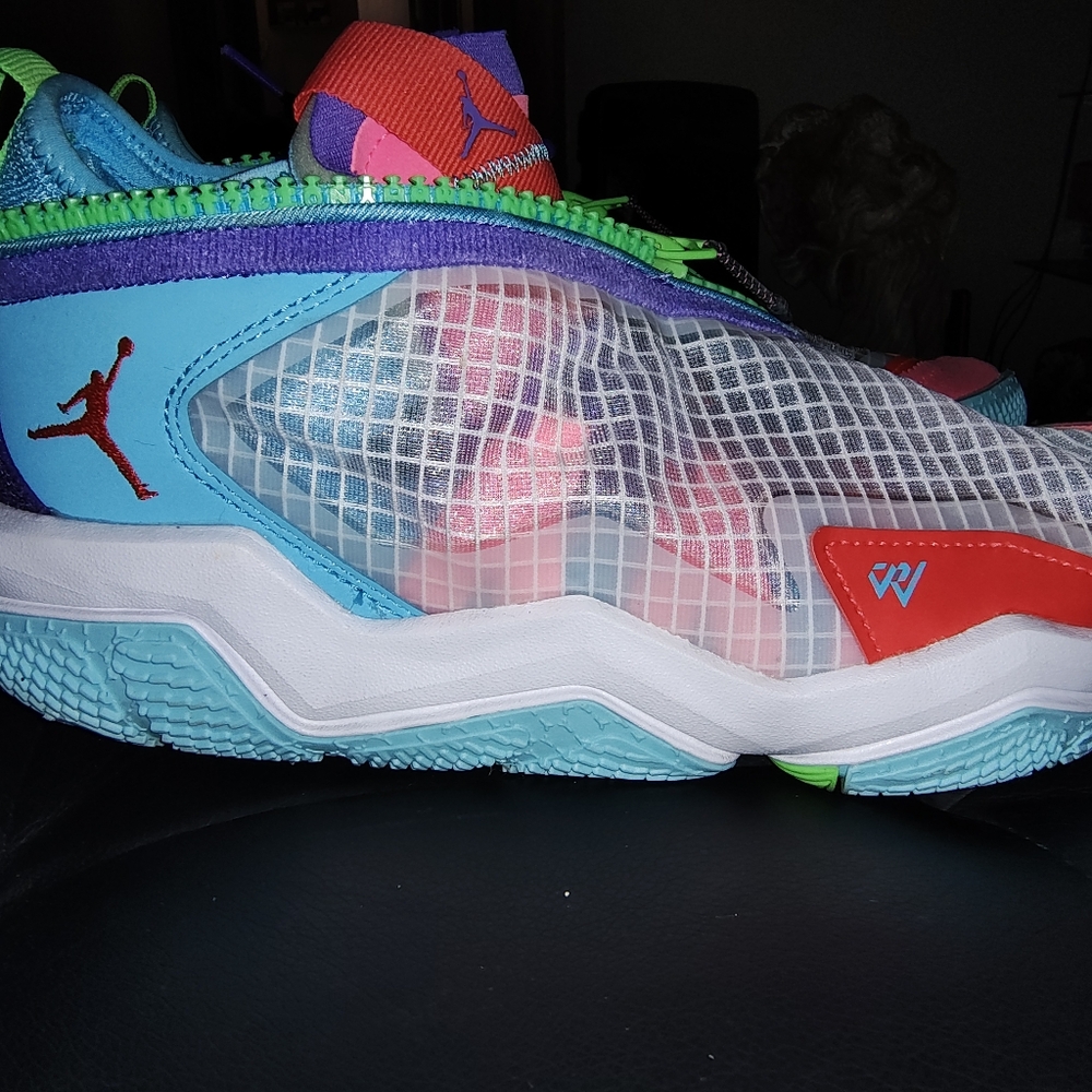 Jordan Why Not.6 - Picture 3 of 6